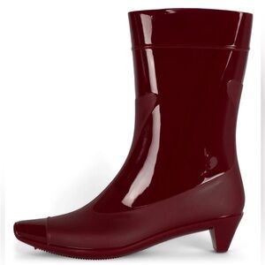 Jeffrey Campbell DRENCH Women, Glossy
Burgundy Rain Boots. Size 8. New.